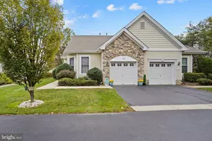 151 Meadowlark Dr, Hamilton Township, NJ 08690 - Photo 1
