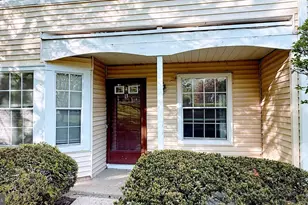 13 Powell Ct, Hightstown, NJ 08520 - Photo 1