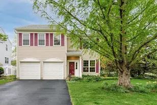 2 Fanning Way, Pennington, NJ 08534 - Photo 1