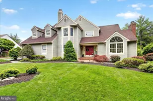 28 Baldwin St, Pennington, NJ 08534 - Photo 1