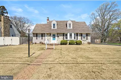 112 Summit Avenue, Trenton, NJ 08628 - Photo 1