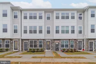 135 Stoutsburg Blvd, Pennington, NJ 08534 - Photo 1