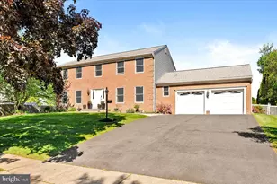 85 Village Dr E, Hamilton Township, NJ 08620 - Photo 1