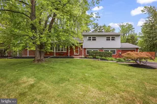 13 Glenview Dr, Princeton, NJ 08540 - Photo 1