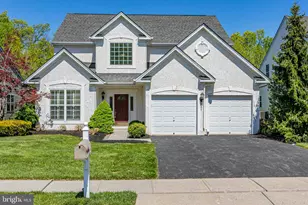32 Lexington Dr, Pennington, NJ 08534 - Photo 1
