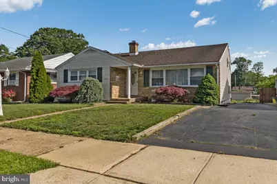 155 Locust Avenue W, Hamilton Township, NJ 08610 - Photo 1
