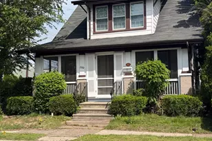702 E Howell St, Hamilton Township, NJ 08610 - Photo 1