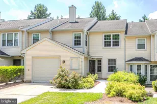 19 Towpath Ct, Princeton, NJ 08540 - Photo 1