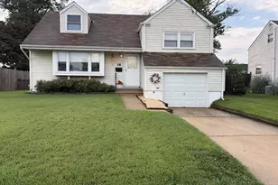 16 Wickom Ave, Hamilton Township, NJ 08690 - Photo 1