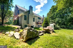 27 Stonewall Cir, Princeton, NJ 08540 - Photo 1