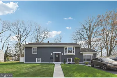 118 Darien Road, Howell Township, NJ 07731 - Photo 1