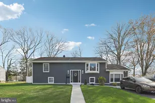 118 Darien Rd, Howell Township, NJ 07731 - Photo 1