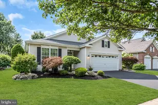 18 Powderhorn Way, Allentown, NJ 08501 - Photo 1