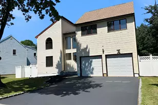 24 Pullman, Dayton, NJ 08810 - Photo 1