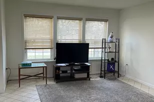 27 Benjamin Franklin Dr, Monroe Township, NJ 08831 - Photo 1