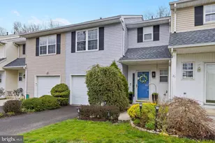 22 Scotto Pl, Dayton, NJ 08810 - Photo 1