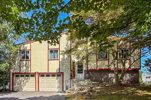 4 Donner Ct, Monmouth Junction, NJ 08852 - Photo 1