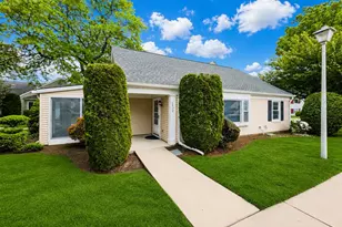 243 Mayflower Way, Monroe Township, NJ 08831 - Photo 1