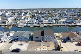 109 E Schuylkill Rd, Little Egg Harbor, NJ 08087 - Photo 1