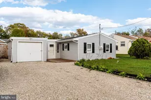 304 W Cala Breeze, Little Egg Harbor, NJ 08087 - Photo 1