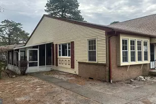 5 Pembroke La, Whiting, NJ 08759 - Photo 1