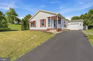6 Cherry Hill Ct, Manahawkin, NJ 08050 - Photo 1