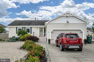 30 Atlantis Blvd, Tuckerton, NJ 08087 - Photo 1