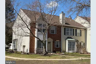 40 Townsend Court, Franklin Park, NJ 08823 - Photo 1