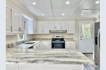 21 Zion Ct, Zion Crossroads, VA 22942 - Photo 13