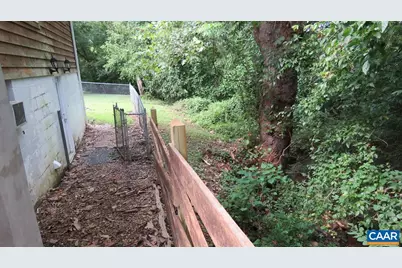 730 Canal St, Scottsville, VA 24590 - Photo 21