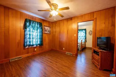 31 Wesley St, Stanardsville, VA 22973 - Photo 17