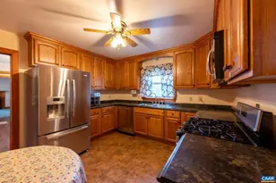 31 Wesley St, Stanardsville, VA 22973 - Photo 9