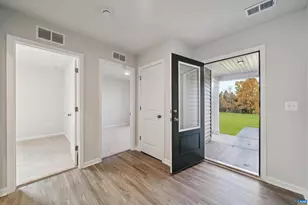 263 Horse Path Dr, Charlottesville, VA 22902 - Photo 3