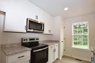 292 Bannister Town Rd, Louisa, VA 23093 - Photo 3