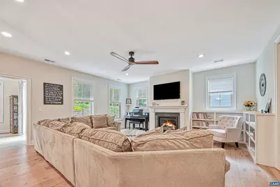 1628 Bear Island Pkwy, Zion Crossroads, VA 22942 - Photo 15