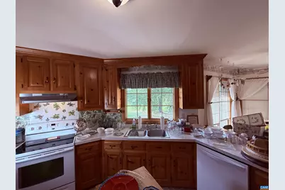 5051 Shannon Hill Rd, Kents Store, VA 23084 - Photo 19