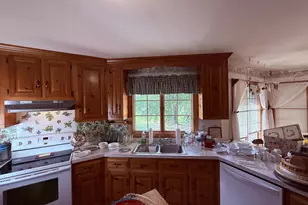 5051 Shannon Hill Rd, Kents Store, VA 23084 - Photo 19