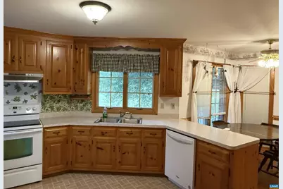 5051 Shannon Hill Rd, Kents Store, VA 23084 - Photo 17