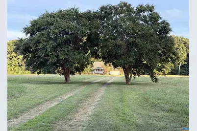 5051 Shannon Hill Rd, Kents Store, VA 23084 - Photo 3