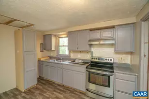 1209 Hollands Rd, Palmyra, VA 22968 - Photo 11