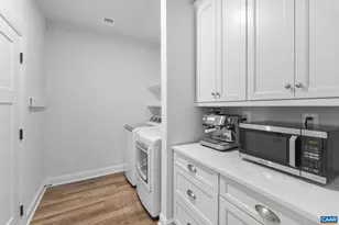 355 Bayberry Ln, Zion Crossroads, VA 22942 - Photo 5