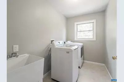 70 Percy Ln, Fairfield, VA 24435 - Photo 37