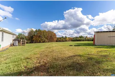 568 Branch Rd, Scottsville, VA 24590 - Photo 35