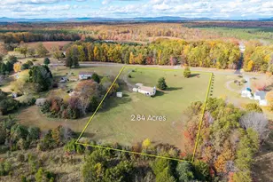 568 Branch Rd, Scottsville, VA 24590 - Photo 3