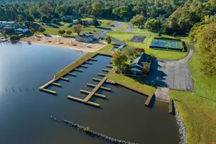 1753 N Lakeshore Dr, Louisa, VA 23093 - Photo 37