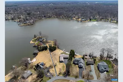 1753 North Lakeshore Dr, Louisa, VA 23093 - Photo 7