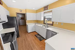 1753 N Lakeshore Dr, Louisa, VA 23093 - Photo 19