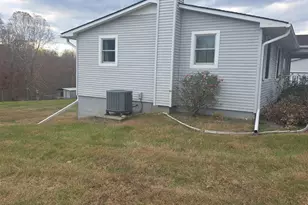 912 Hunters Lodge Rd, Troy, VA 22974 - Photo 3