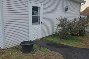 912 Hunters Lodge Rd, Troy, VA 22974 - Photo 5