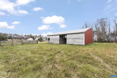 2037 N Boston Rd, Troy, VA 22974 - Photo 9